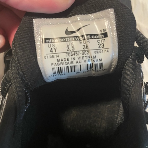 Nike sneakers 🖤 - Picture 2 of 7